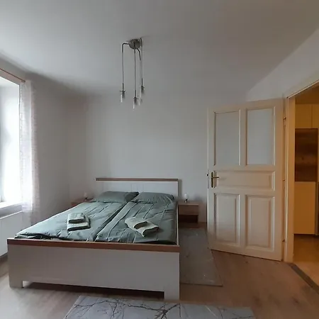 Apartman Nad Namestim Liberec Exterior photo